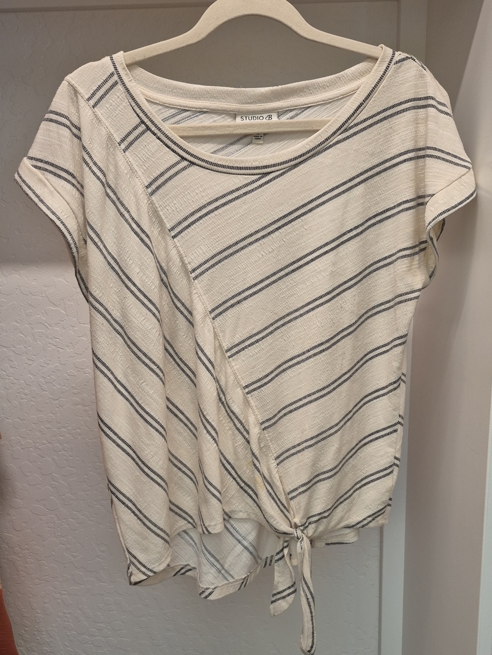 Studio B Cream and Navy Striped Short Sleeve Tie-Hem Top